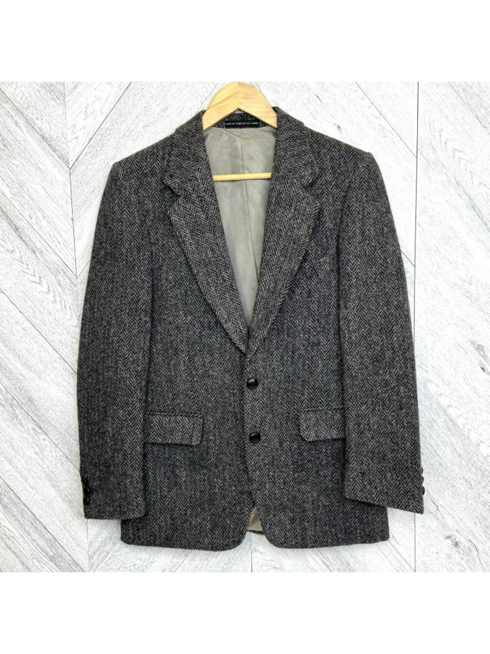 VTG Harris Tweed Blazer Sport Coat Jacket Mens 36 Short Gray Herringbone Wool